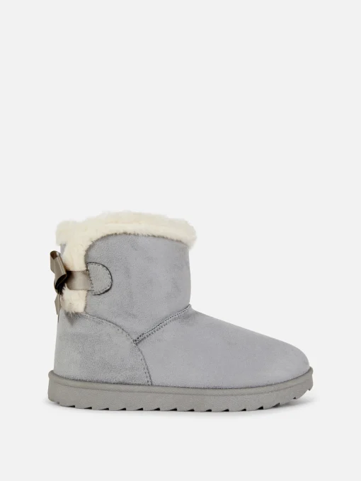 Bow Embellished Boots