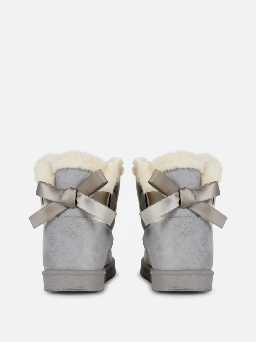 Bow Embellished Boots