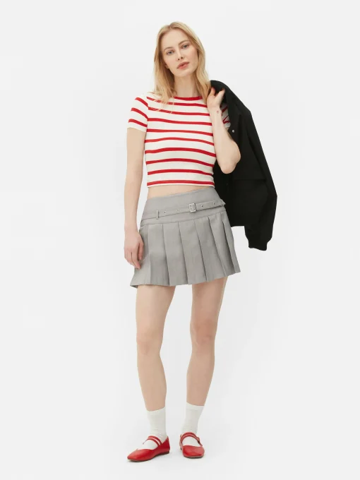 Buckle Pleated Mini Skirt