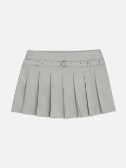 Buckle Pleated Mini Skirt