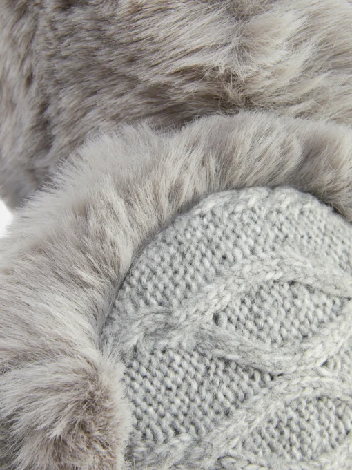 Cable Knit Earmuffs
