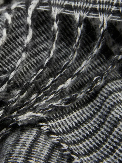 Check Fringe Trim Scarf