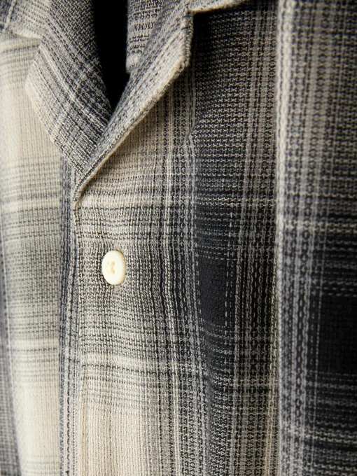 Check Textured Short Sleeve Shirt