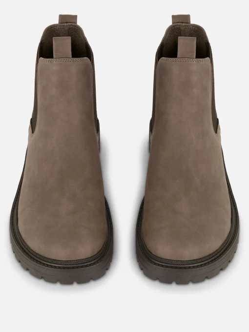 Chunky Chelsea Boots