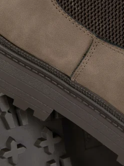Chunky Chelsea Boots