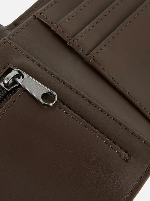 Classic Bi-Fold Wallet
