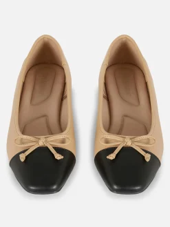 Contrast Cap Toe Ballet Flats