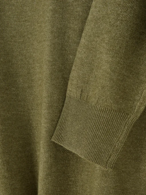 Crew Neck Fine Knit Sweater