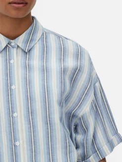Cropped Boxy Short Sleeve Shirt