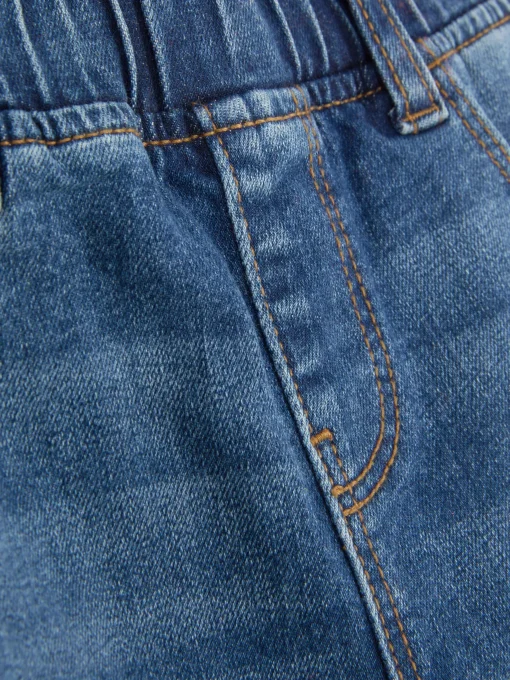 Cuffed Jeans
