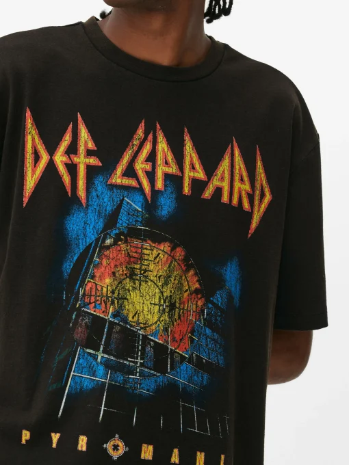 Def Leppard Pyromania Graphic T-Shirt