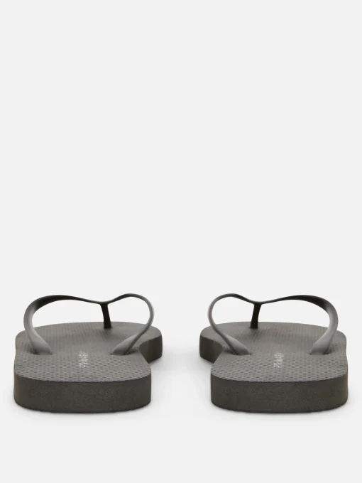 Essential Flat Flip Flops