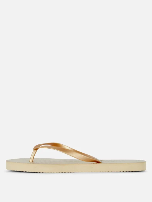 Essential Flat Flip Flops