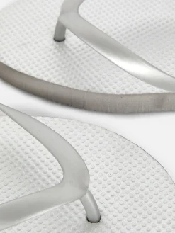Essential Flat Flip Flops