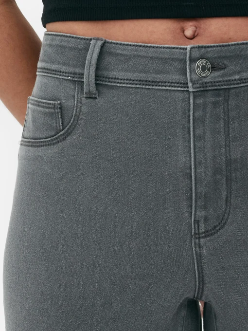 Essential Mid-Rise Skinny Jeans