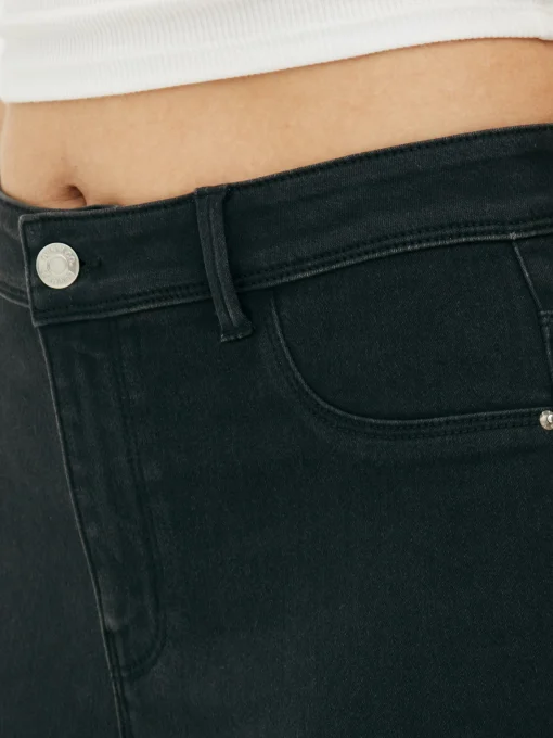 Essential Mid-Rise Skinny Jeans