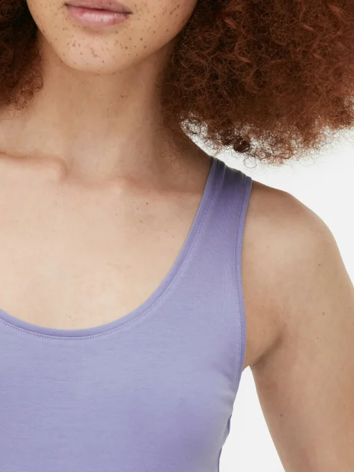 Essential Scoop Neck Stretch Tank