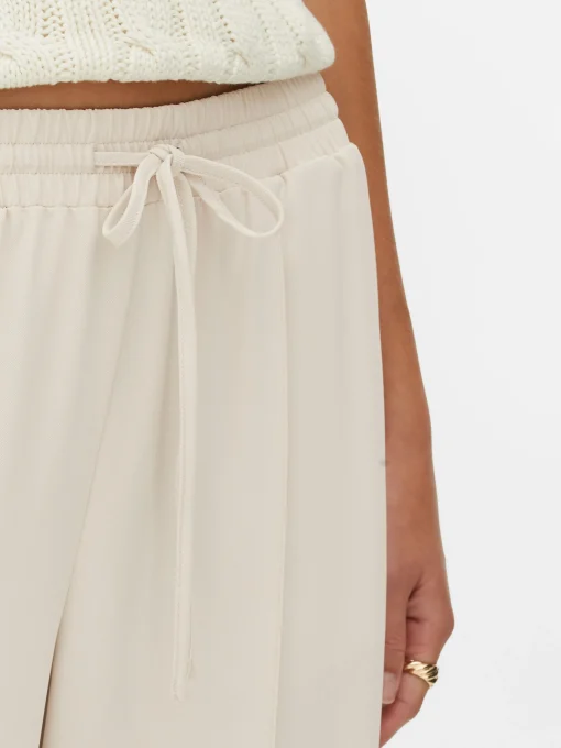Essential Wide-Leg Joggers