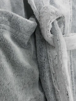 Fluffy Mid-Length Robe