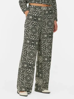 Geometric Print Wide Leg Pants