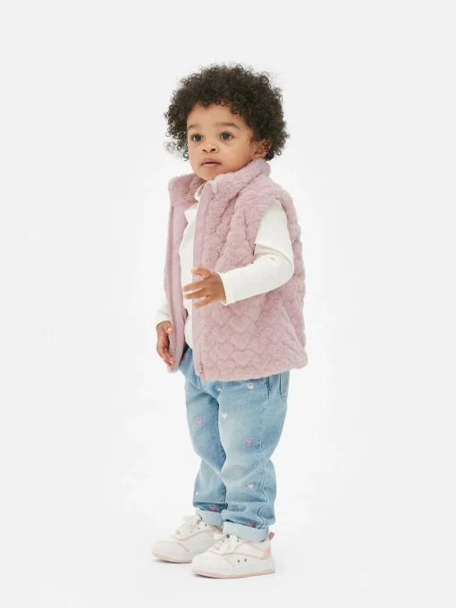 Heart Texture Faux Fur Vest
