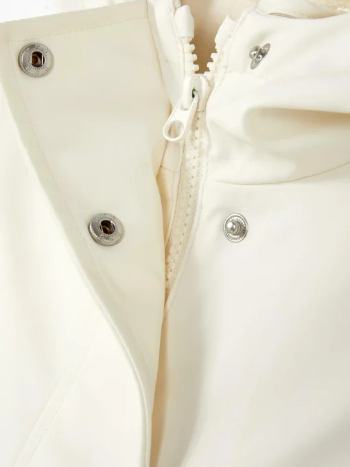 Hidden Closure Raincoat