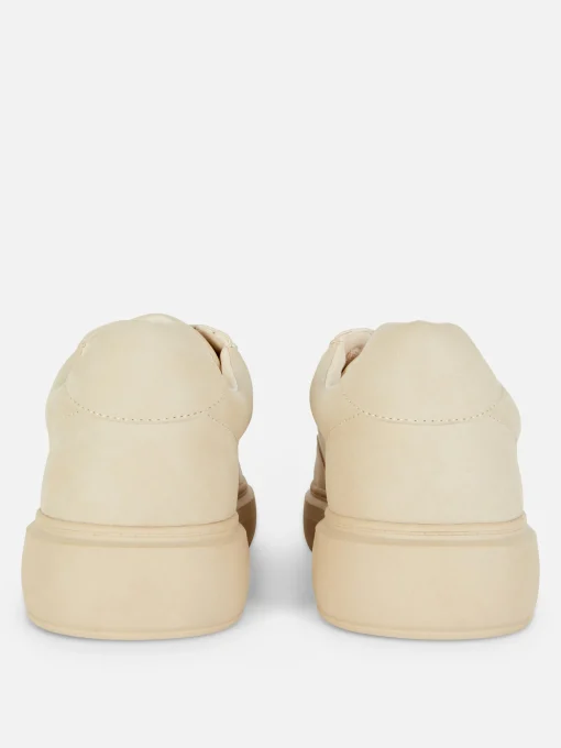 Kem Low-Top Sneakers