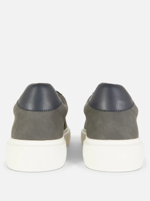 Kem Low-Top Sneakers
