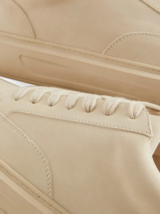 Kem Low-Top Sneakers