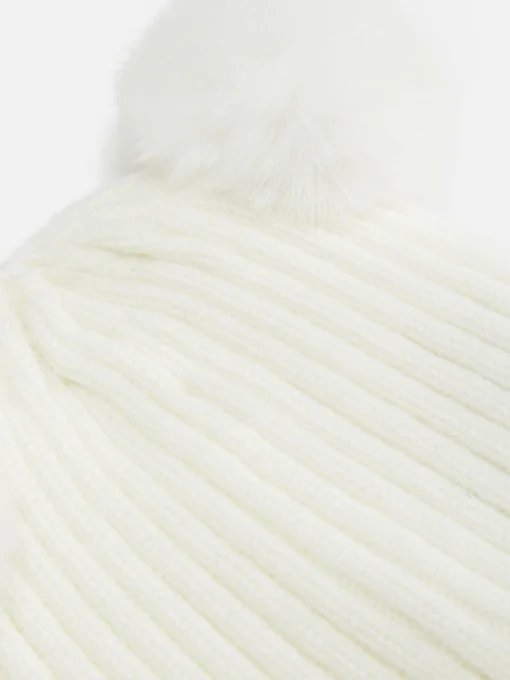 Knit Pompom Beanie