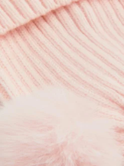 Knit Pompom Beanie