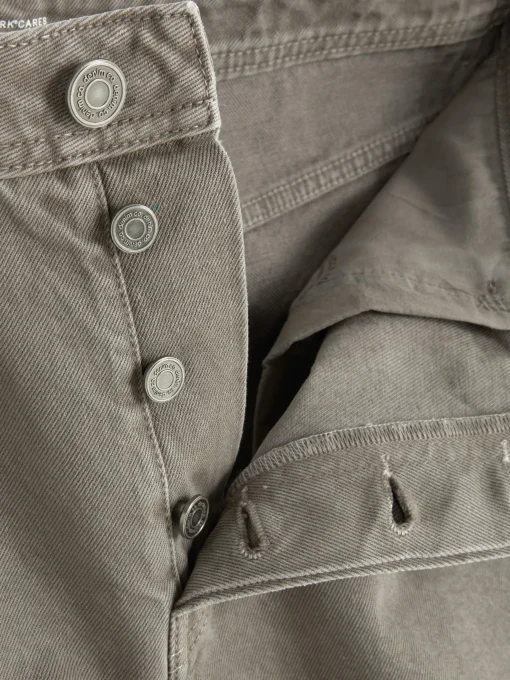 Loose Fit Jeans