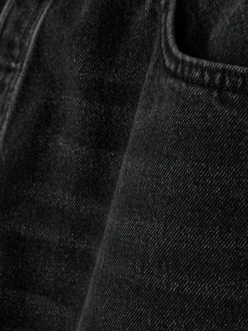 Loose Fit Jeans