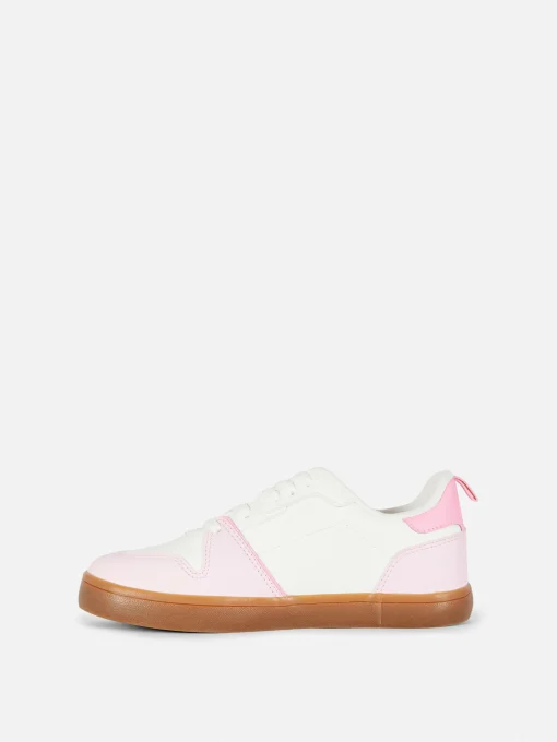 Low Top Sneakers