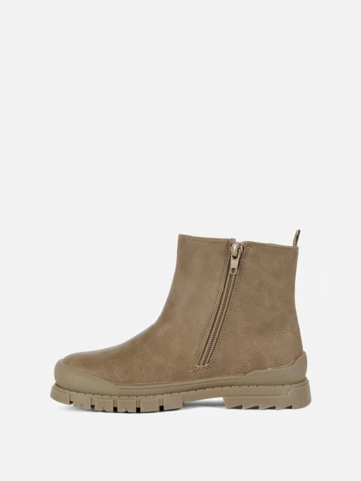 Lug Sole Chelsea Boots