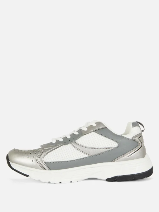 Mesh Panel Sports Sneakers
