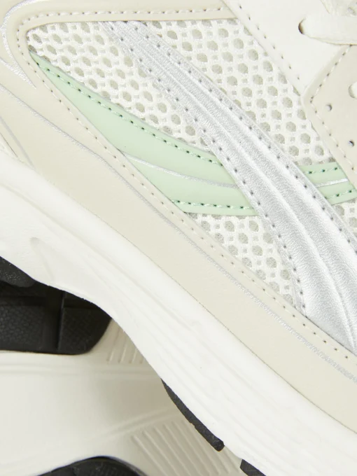 Mesh Panel Sports Sneakers