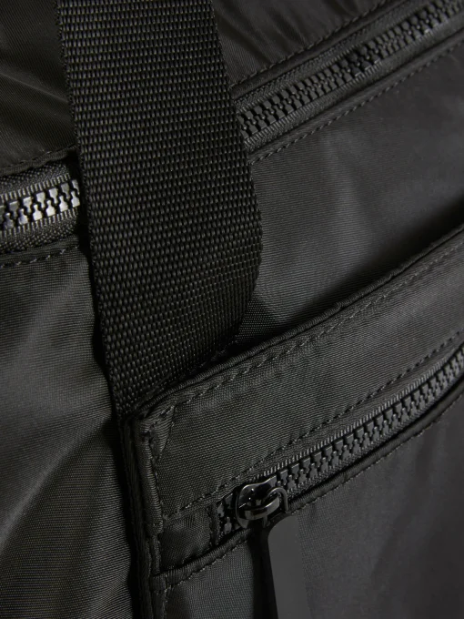 Multi-Compartment Weekender