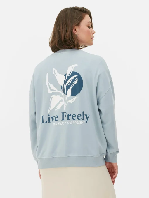 Oversized Graphic Sweatshirt