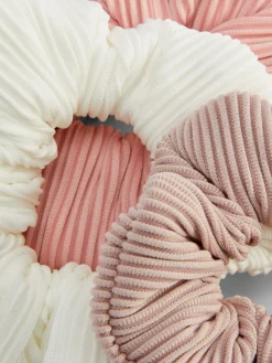 3-Pack Ribbed Scrunchies