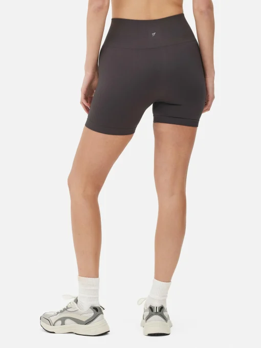 Performance Seamless High Rise Shorts