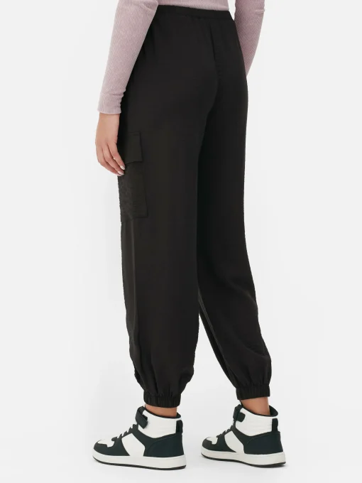 Relaxed Fit Cargo Pants
