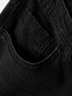 Relaxed Straight Jeans