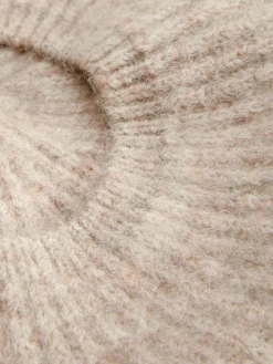 Ribbed Knit Beret