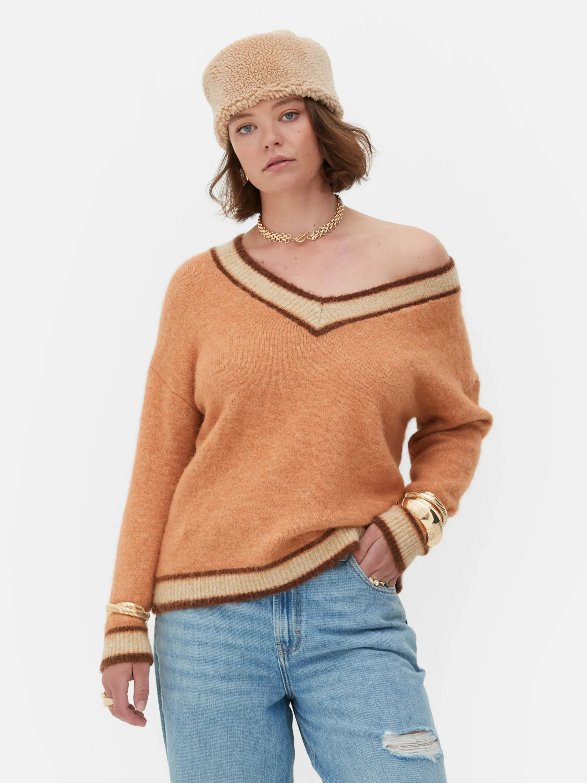 Rita Ora Vintage Style V-Neck Sweater