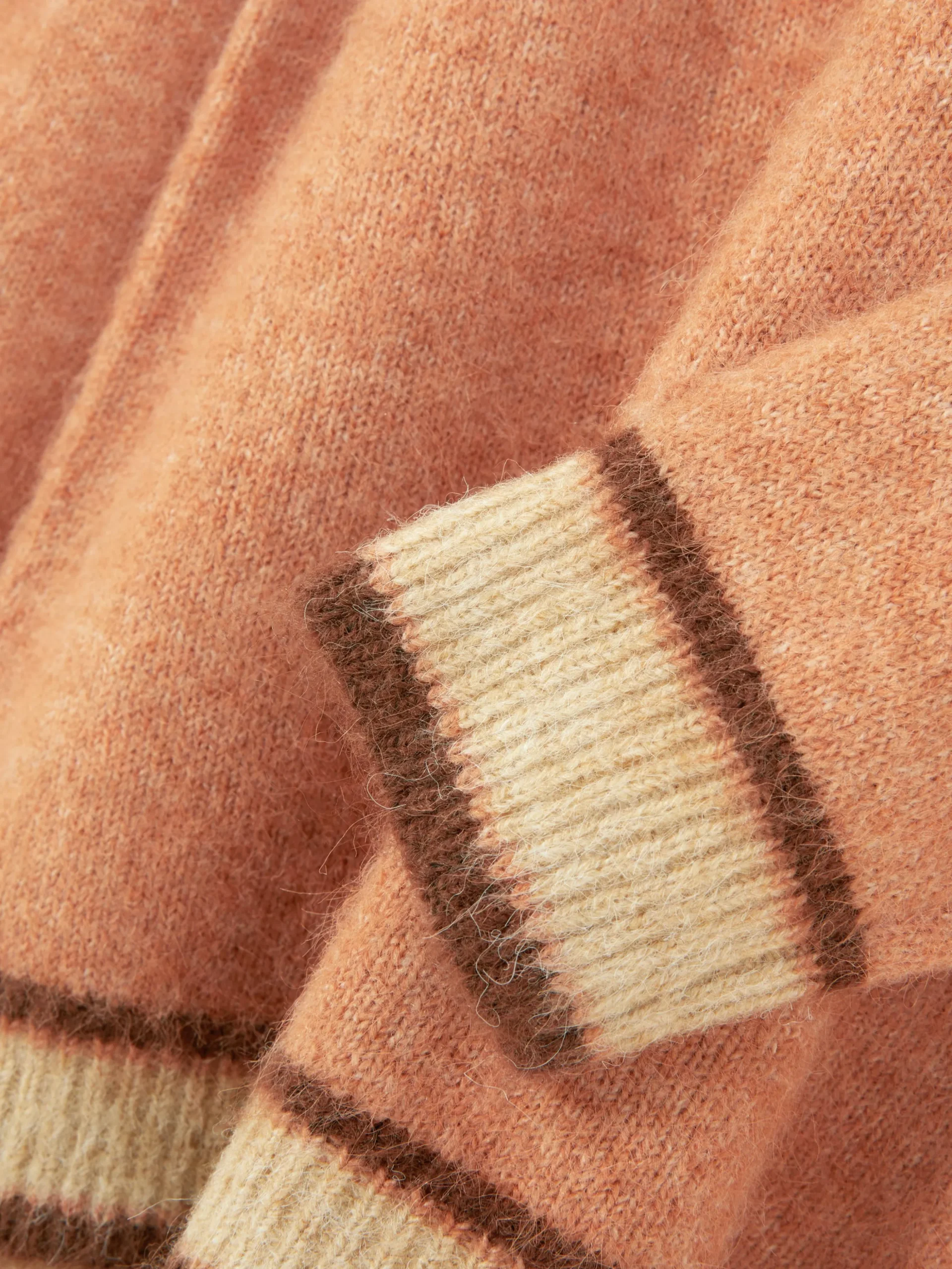 Rita Ora Vintage Style V-Neck Sweater