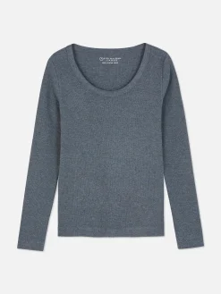 Scoop Neck Long Sleeve Top
