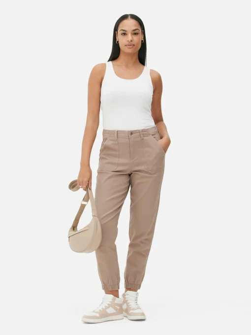 Scoop Neck Stretch Vest