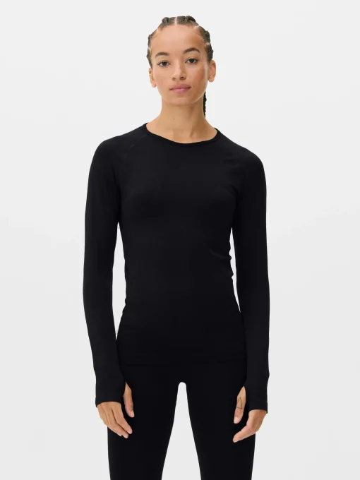 Seamless Performance Long Sleeve Top