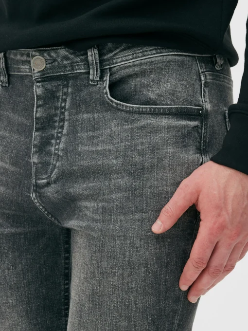 Slim Fit Jeans